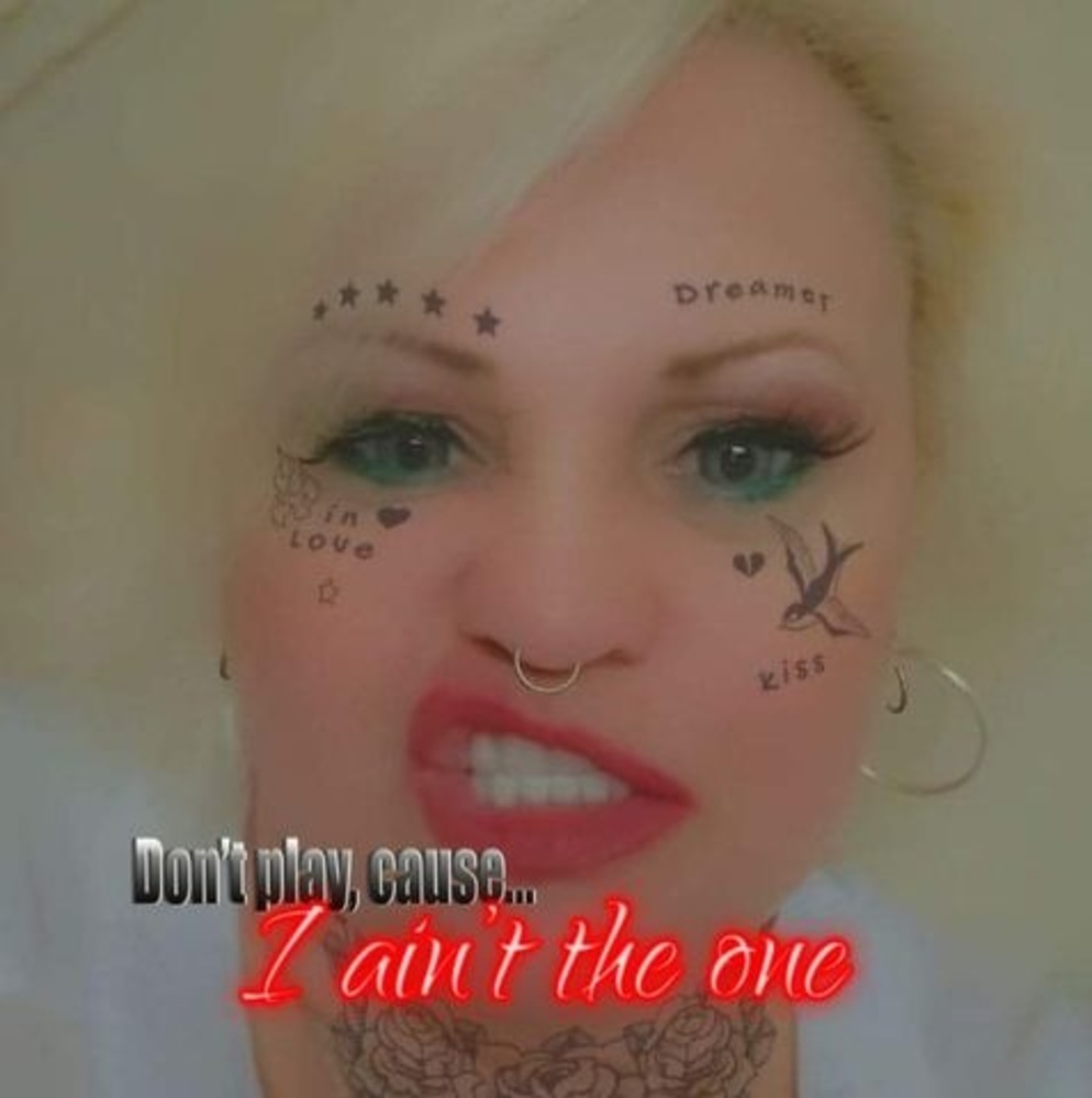 Meet your Posher, Deborah